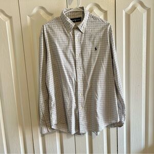 Ralph Lauren Checkered Button Down Long Sleeve Shirt in Men’s Large